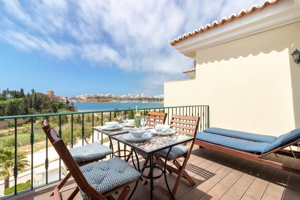 Holiday home Front Line Townhouse N 9 In Ferragudo Sea Views Villa