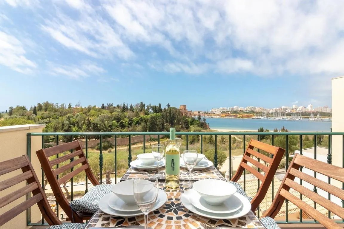 Front Line Townhouse N 9 In Ferragudo Sea Views Villa Holiday home Ferragudo (Faro)